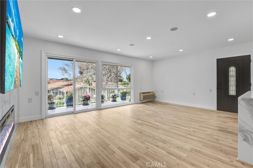 2143 Ronda Granada P