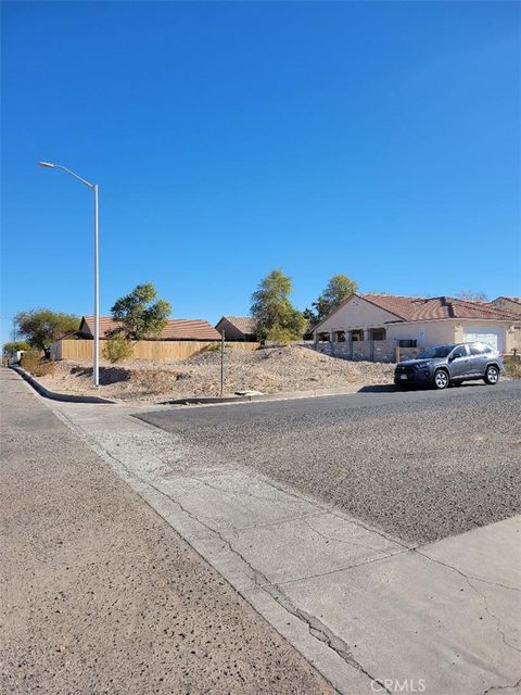 Photo of 2207 Casa Loma Street, Needles, CA 92363 (MLS # JT25008769)