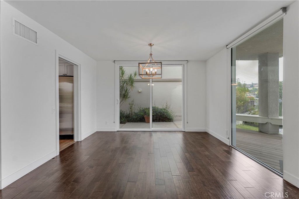 Westlake Island (711) - Residential