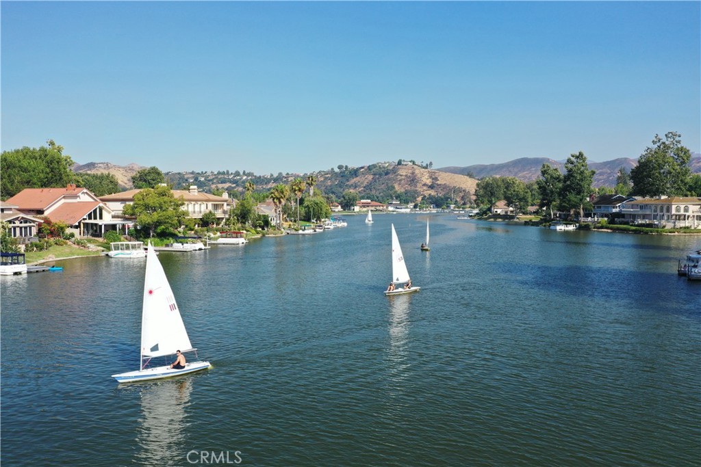 Westlake Island (711) - Residential
