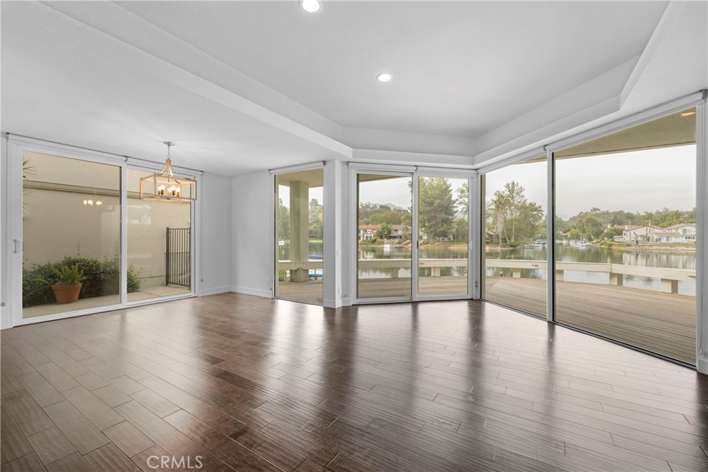 Westlake Island (711) - Residential