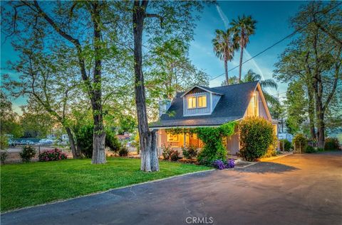 16482 Grand Avenue Lake Elsinore CA 92530