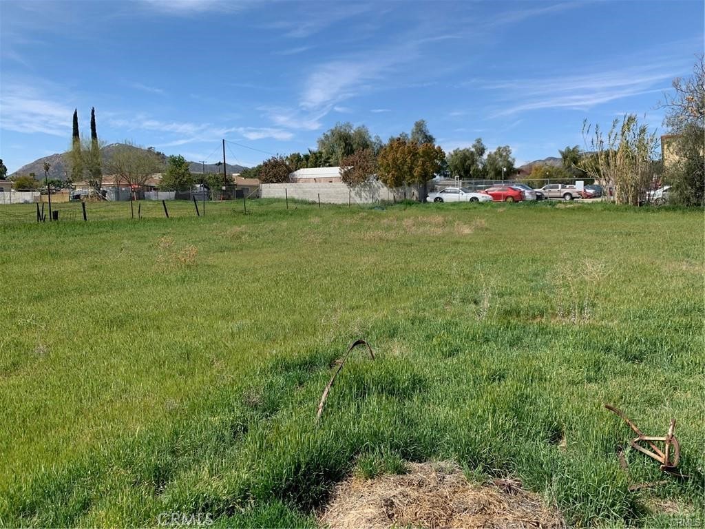 0.9 acres for sale. Zoned for 15-20 units per acre. APN # 481-150-024, also for sale.