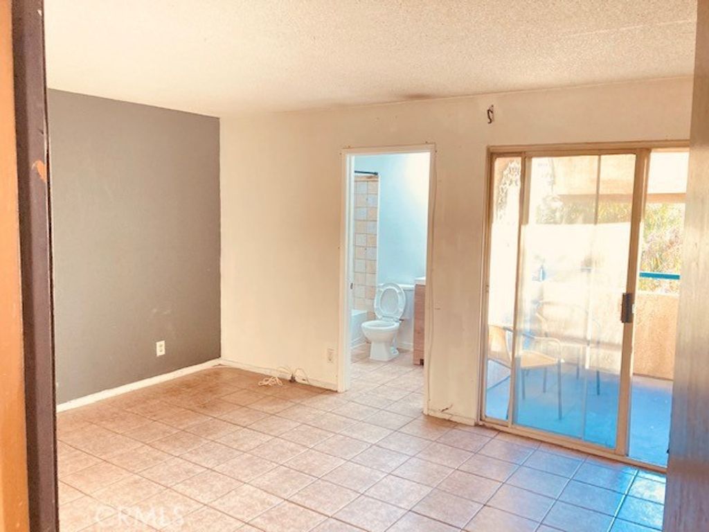 listing image 130723677393619423019