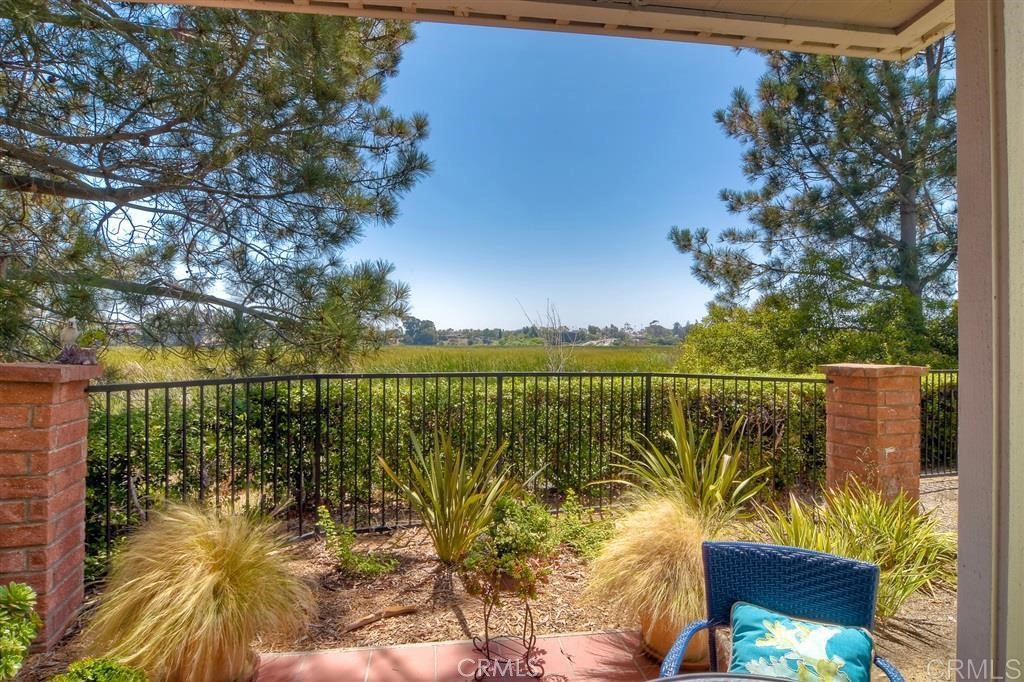 2176 S Coast