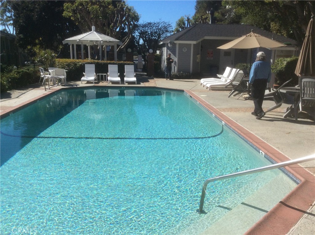 2176 S Coast