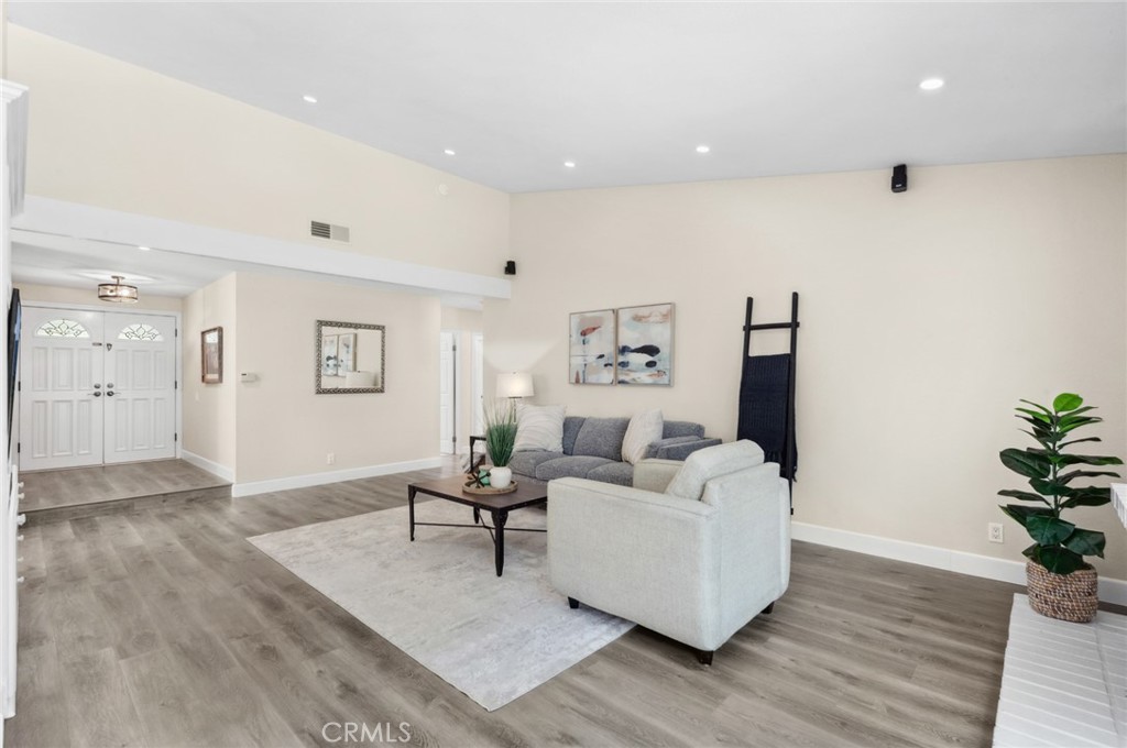 Castille (North) (CA) - Residential