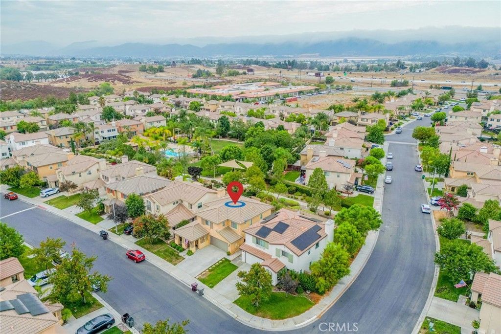 listing image 130725901538756197567