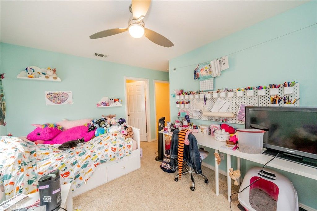 listing image 130721900988285330718