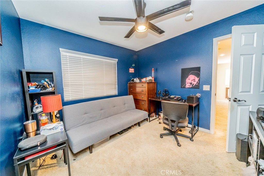 listing image 130721573221044085067