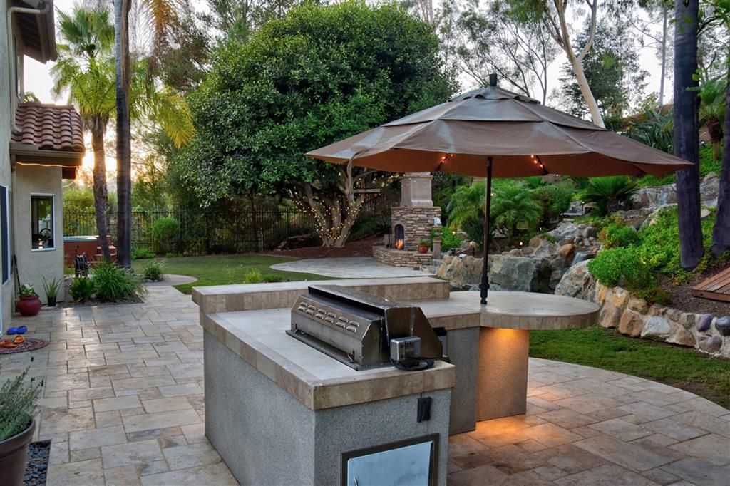 listing image 130725700676490251967