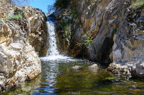 Photo of 2 Huer Huero Road, Creston, CA 93432 (MLS # PI25055609)