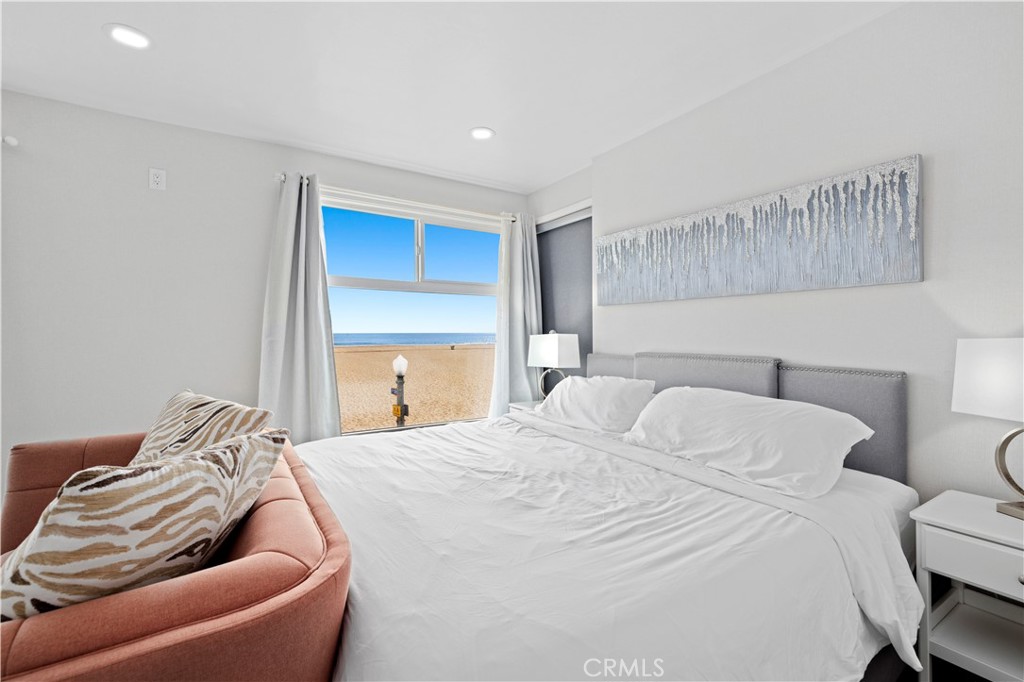 Balboa Peninsula (Commercial) (BPCD) - Residential Income