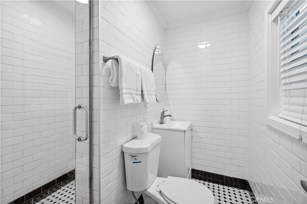 Balboa Peninsula (Commercial) (BPCD) - Residential Income