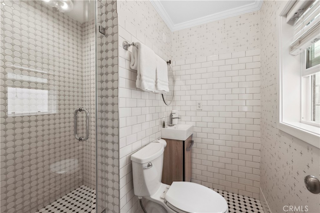 Balboa Peninsula (Commercial) (BPCD) - Residential Income