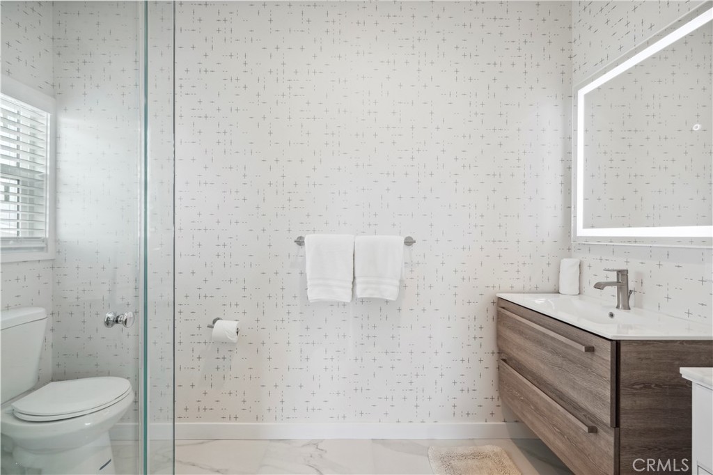 Balboa Peninsula (Commercial) (BPCD) - Residential Income