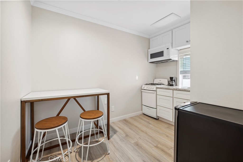 Balboa Peninsula (Commercial) (BPCD) - Residential Income