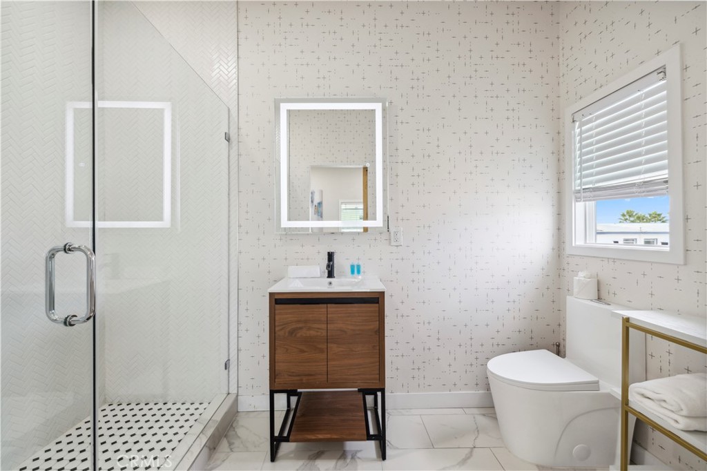 Balboa Peninsula (Commercial) (BPCD) - Residential Income