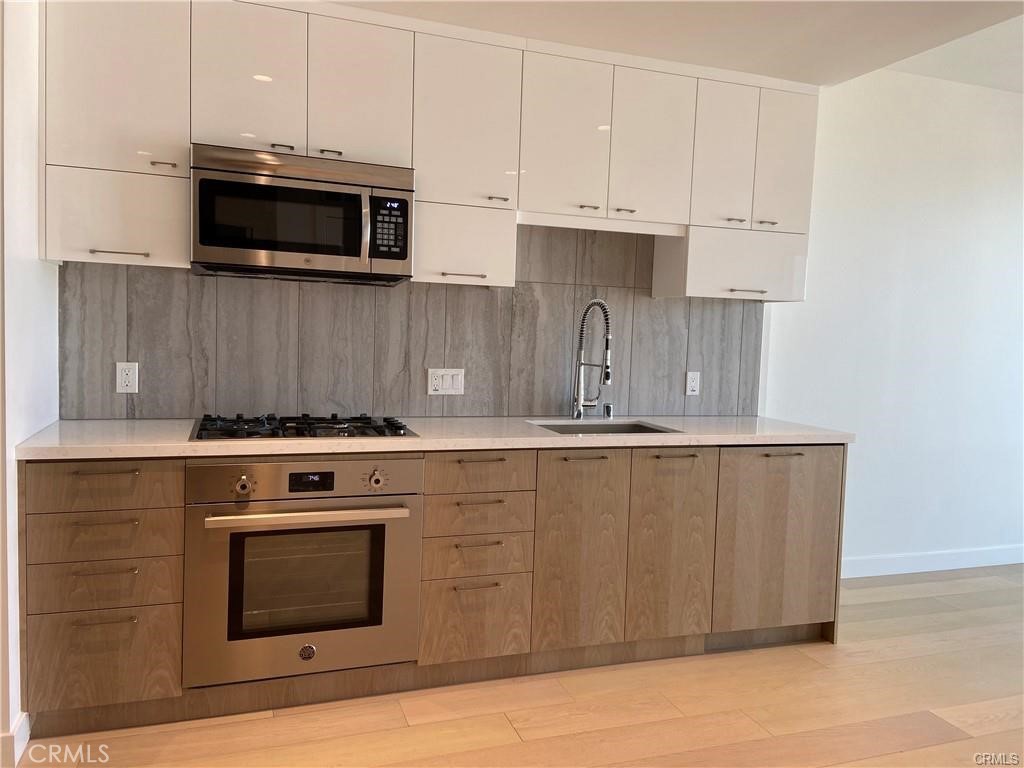 400 S Broadway 2504