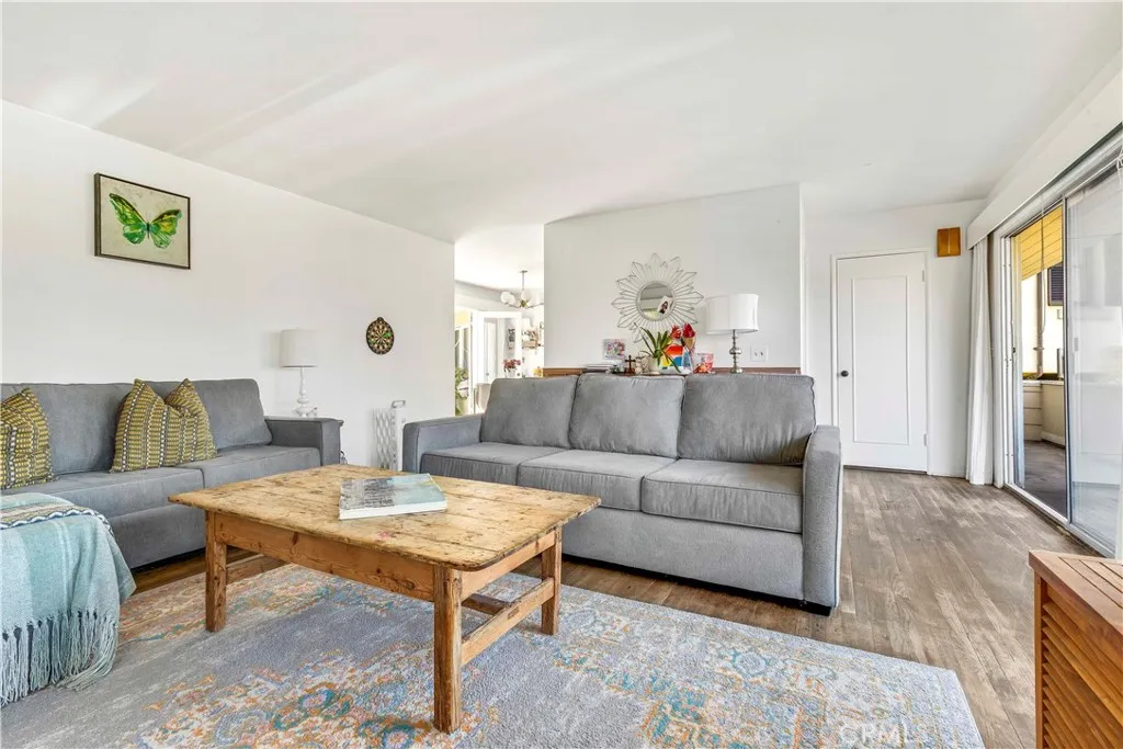 Laguna Beach, California 92651, United States, 3 Bedrooms Bedrooms, ,2 BathroomsBathrooms,Residential,Active,108678