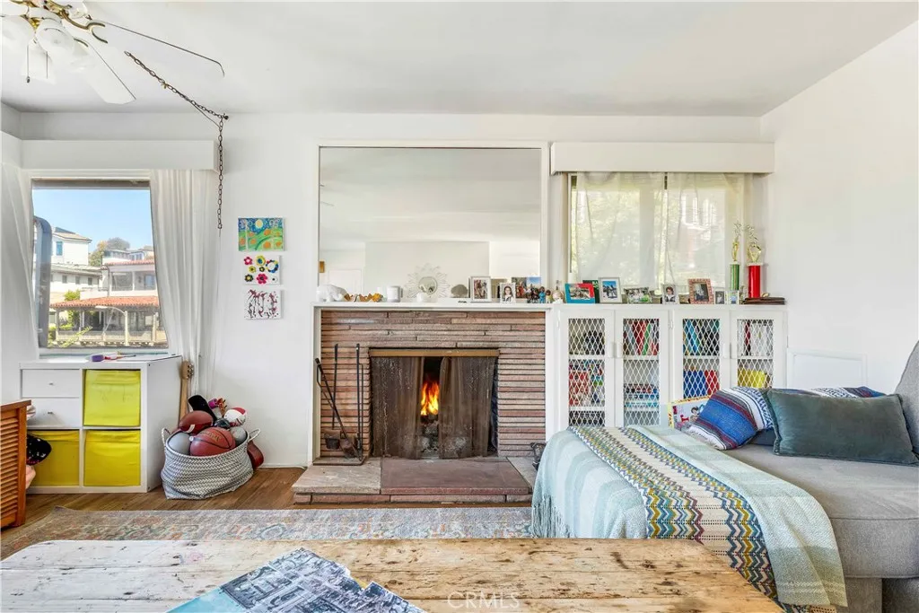 Laguna Beach, California 92651, United States, 3 Bedrooms Bedrooms, ,2 BathroomsBathrooms,Residential,Active,108678