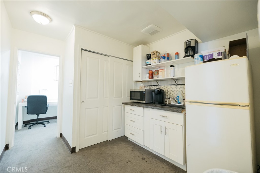 1054 E. 4th Street