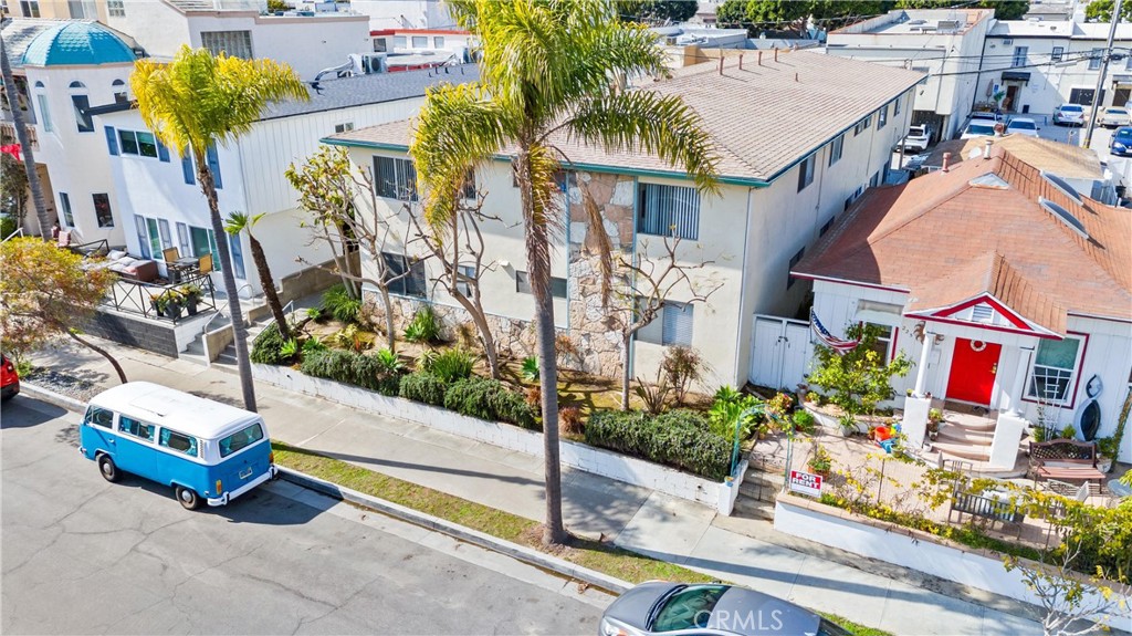 219 10th Street