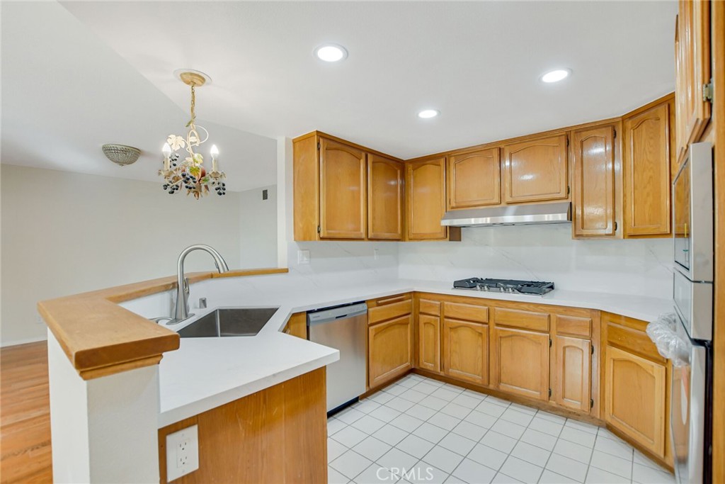 5435 Via Cervantes