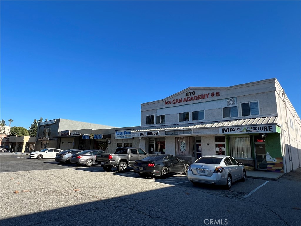 666 S Sunset Avenue