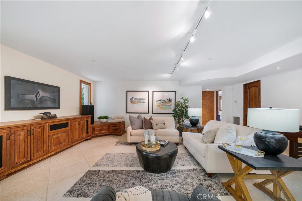 ,SW - Residential