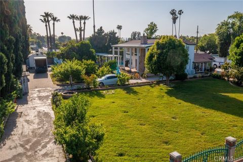 A home in Lake Balboa