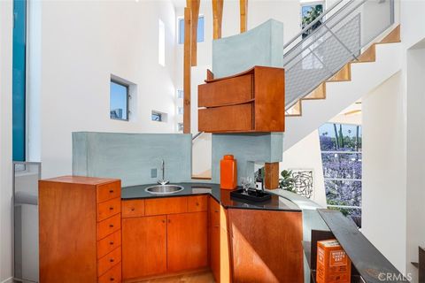 A home in Studio City