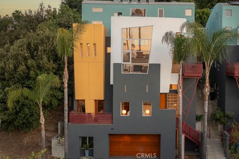 A home in Studio City