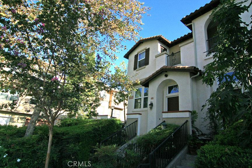 DOWNTOWN CLAREMONT VILLAGE WALK NEWER TOWNHOME. This Prime 3 Bedroom + Den Townhome was newly built in 2004, and enjoys one of the best "tucked away" locations in Village Walk. Sun-lit floor plan offers newly installed carpet and flooring. Sunny kitchen opens to dining and living rooms in a Great room setting with a fireplace. Luxurious master suite includes a private balcony and walk-in closet. Indoor laundry. 2-car attached garage with direct access. Community Pool, 2 Spas, Playground park, & BBQ. Enjoy the Claremont Village’s classic and new shops, restaurants, and entertainment. Walk to Metrolink train station. To move in: $2,350 1st month rent + $2,850 security deposit, acceptable credit application, financial resources, etc. May consider one small pet with $500 additional deposit. NO smoking on premises. Owner pays for HOA fees which includes trash and city fees; Tenant pays for all other utilities. Available for immediate occupancy. Thank you.