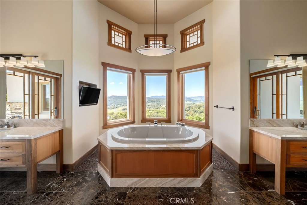 San Luis Obispo(380) - Residential