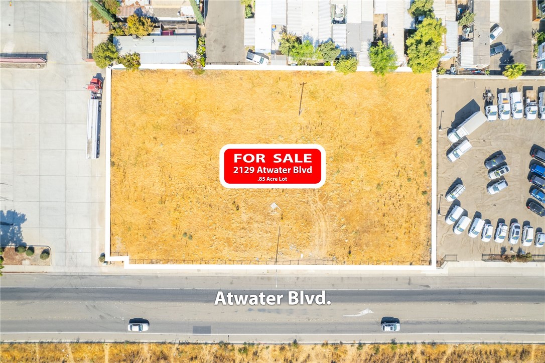 Buildable lot in the city of Atwater just shy of one acre
This lot features an abundance of exposure for any needed use with easy access to Highway 99 and Highway 140.
The property once featured a home so there was water power and sewer to the property. The possibility of the utilities still being present and available could really expedite any proposed project or use.. Buyer to verify utilities. The current zoning is general commercial. Call for more details...