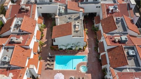 A home in Studio City