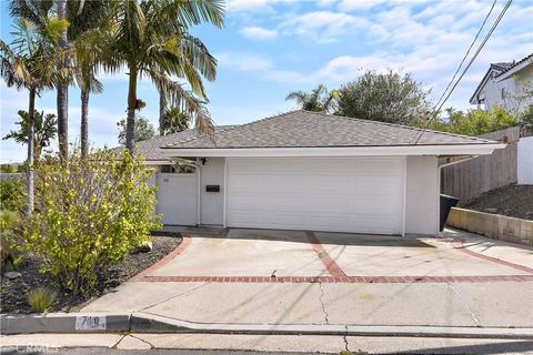 Photo of 710 Avenida Columbo, San Clemente, CA 92672 (MLS # OC23046386)