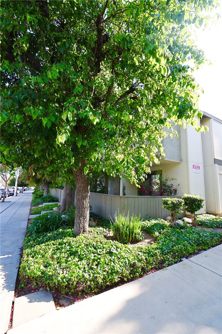 Photo 8 of 66 of 9601 Sepulveda Boulevard 9 townhome