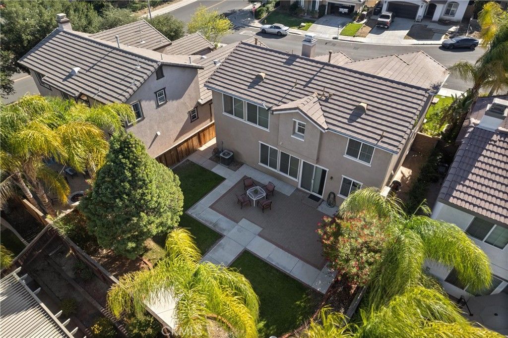 listing image 130720628055617201545