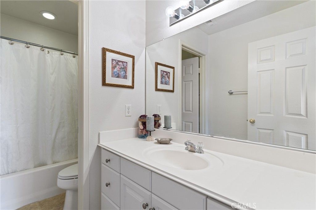 listing image 130722563288844514288