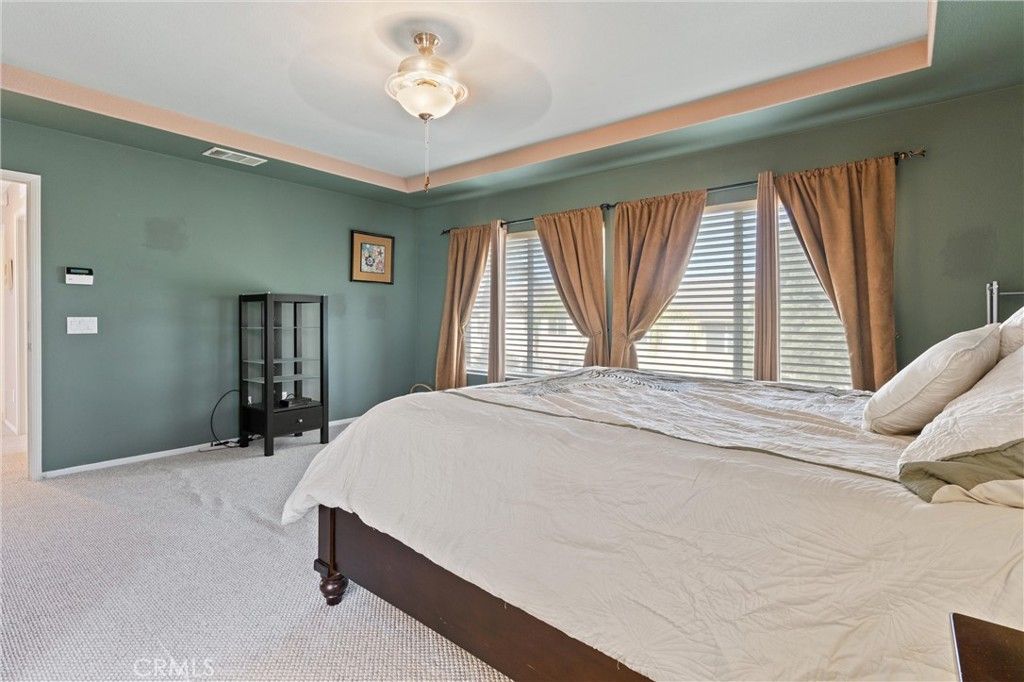 listing image 130724124126802058005