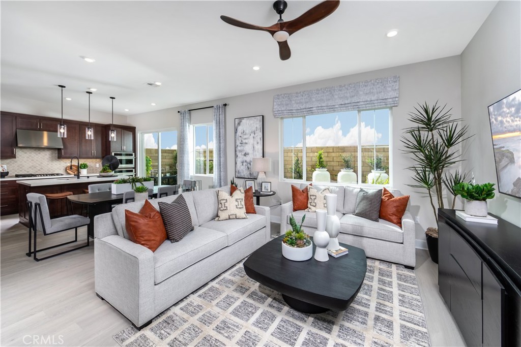 224 Lily Loop