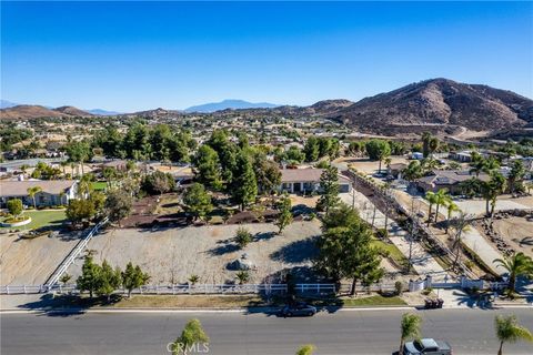 A home in Perris