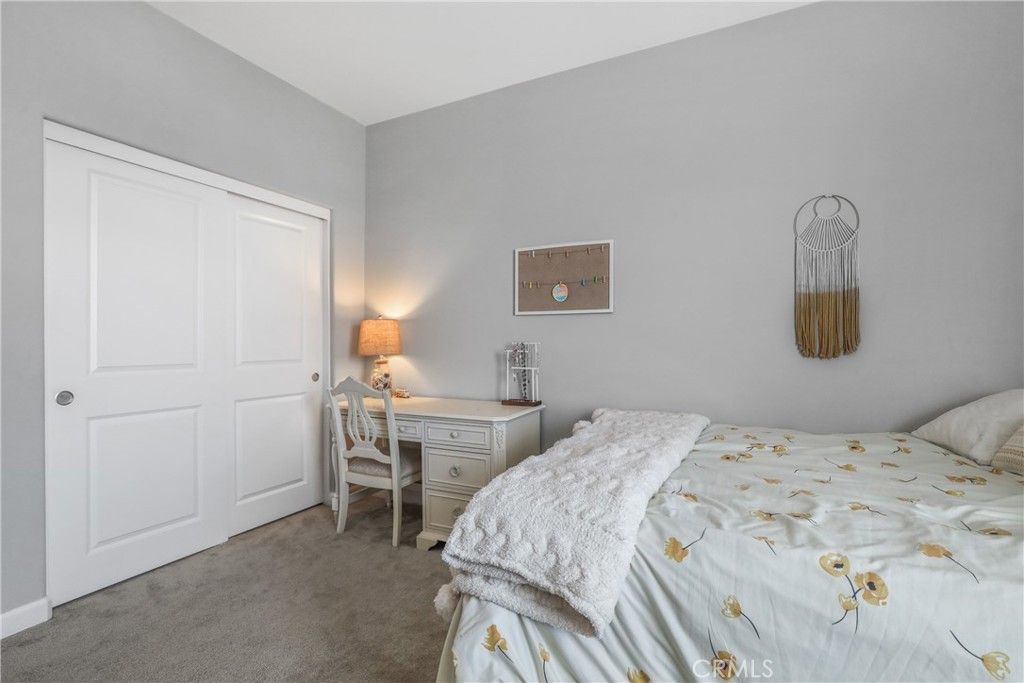 listing image 130728163185195270207