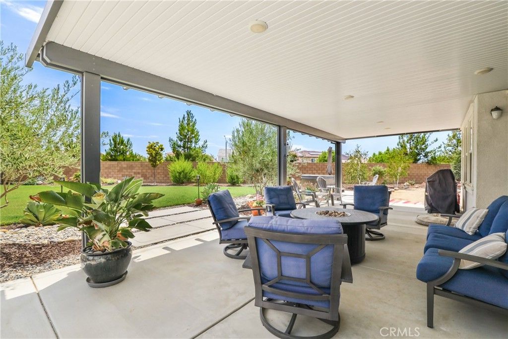 listing image 130720252484565224212