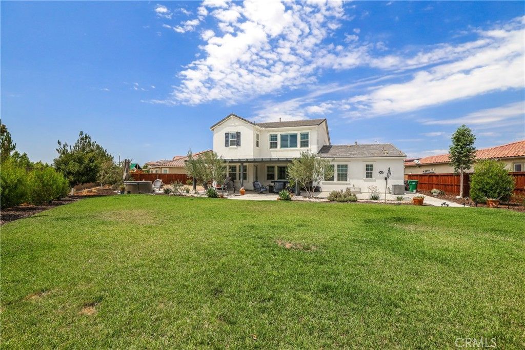 listing image 130728876217869103123