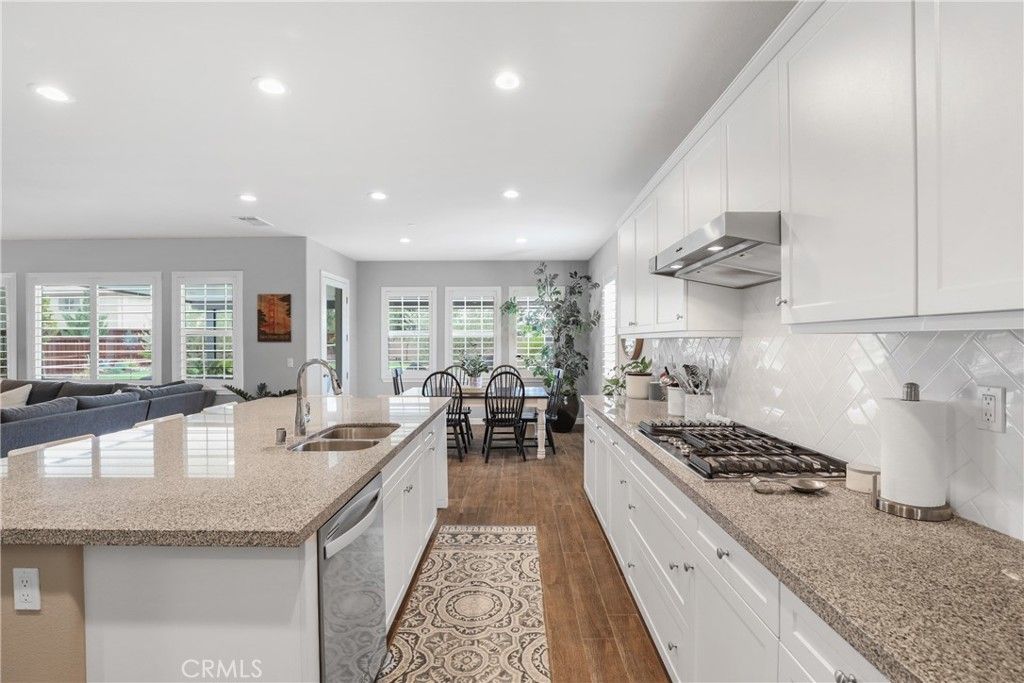 listing image 130721564164440426396
