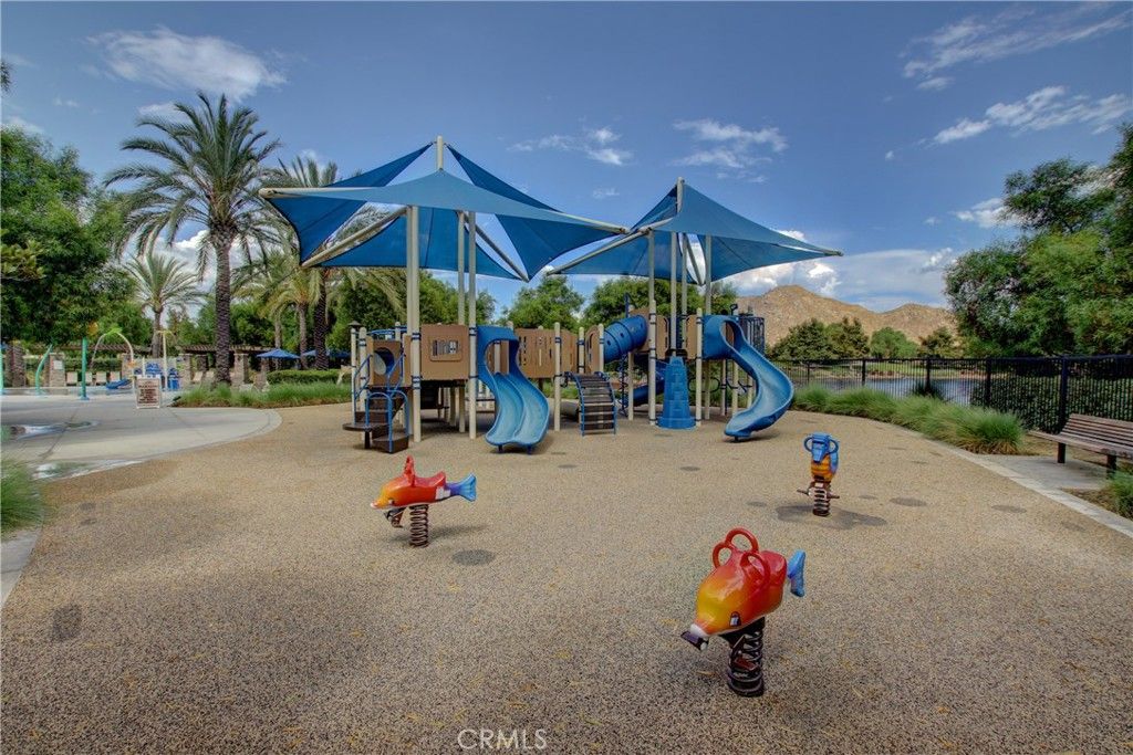 listing image 130722507453661133943