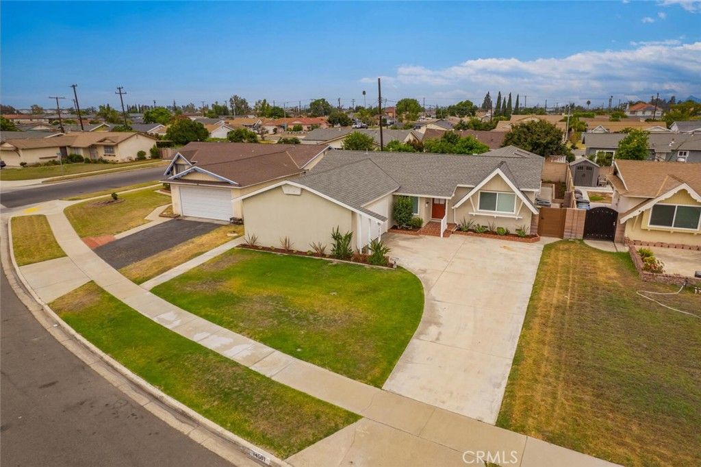 listing image 130725068467647094691